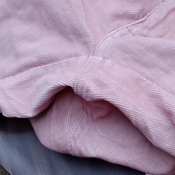 Woman's corduroy jeans, some kind of pink. Good stretch. Size 9. - Picture 11 of 11